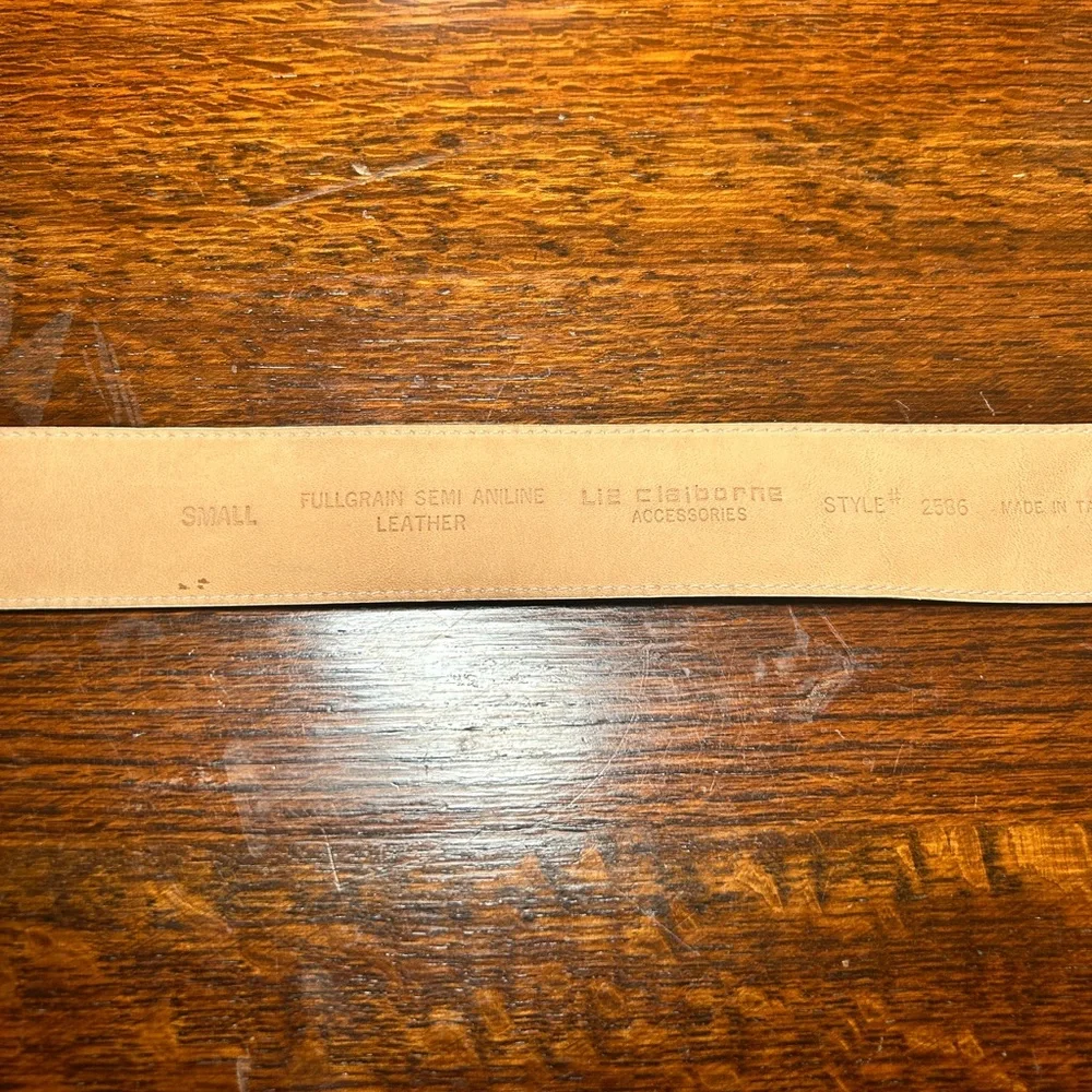 Liz Claiborne Cream Belt with Gold & Silver Tone Buckle Made in Taiwan Size S